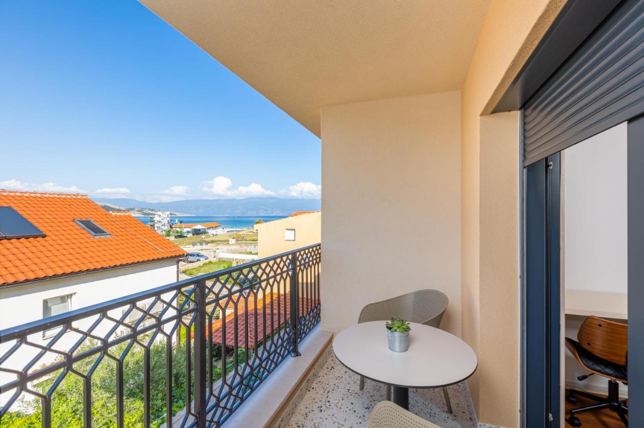 Vila Iris Baska 2 Hotel Екстериор снимка